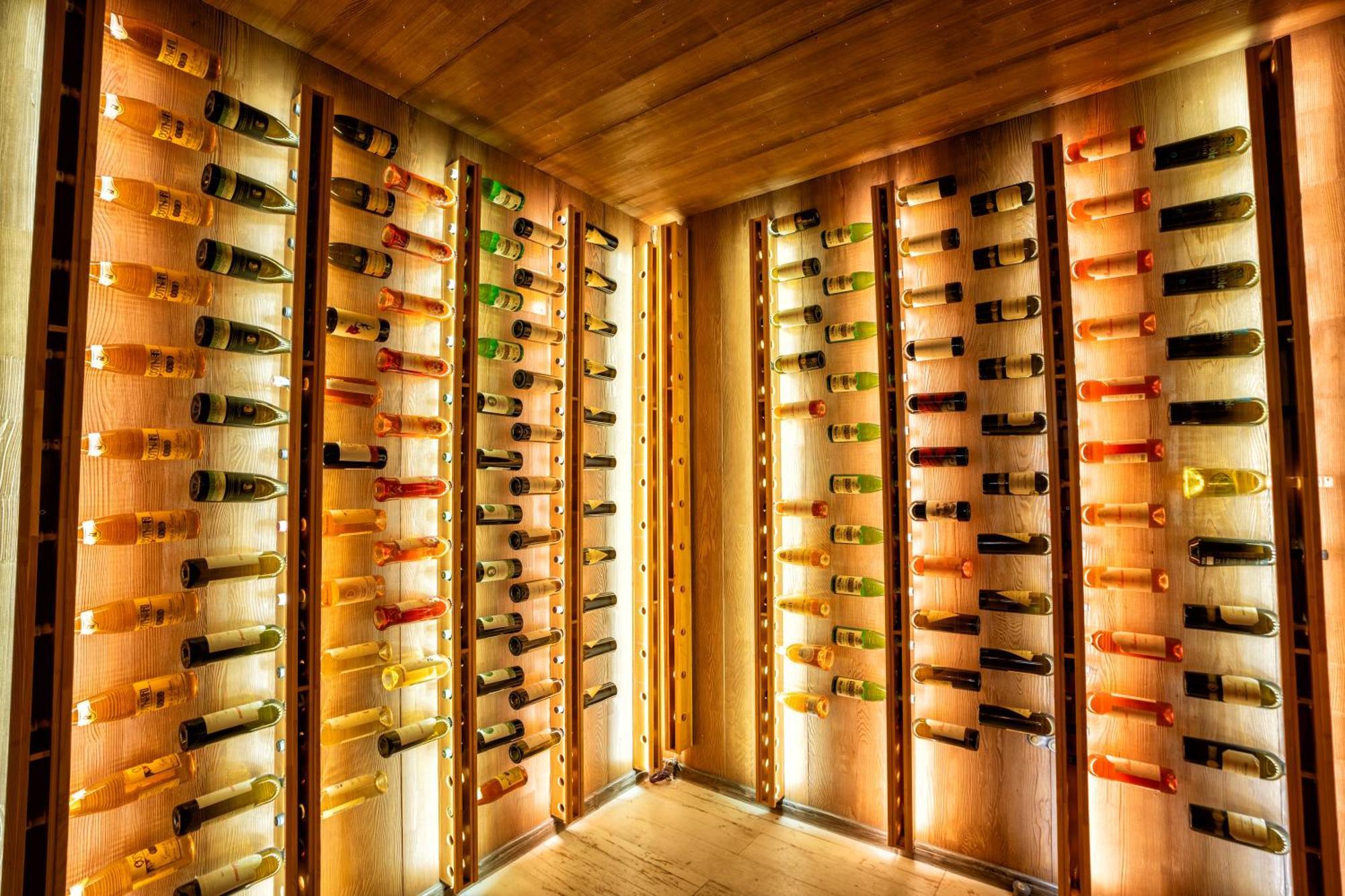Hotel Curtea Veche Curtea de Argeş エクステリア 写真
